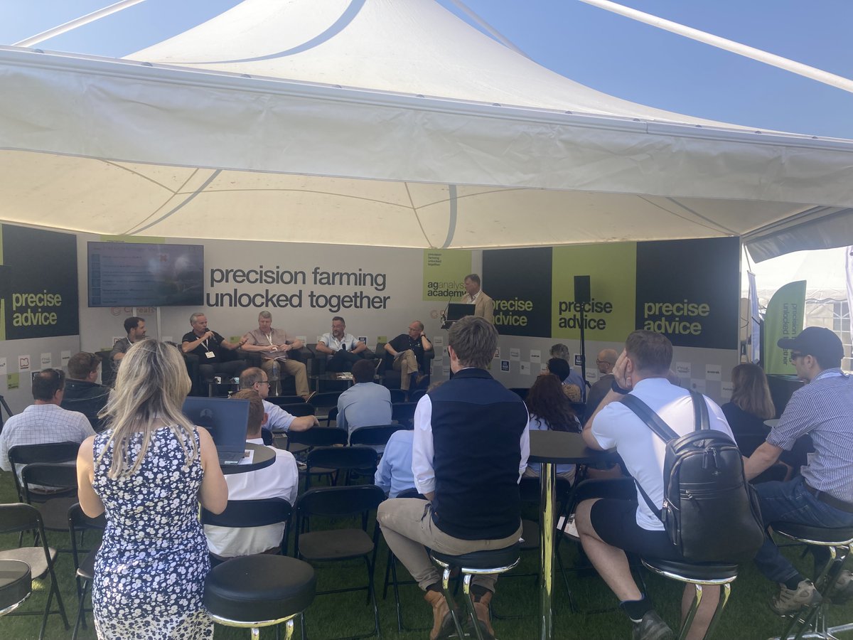 BBLeap_Global's tweet photo. BBLeap @ Cereals Event 🌾

Last Tuesday &amp; Wednesday, thoughts were shared on how to accelerate the adoption of precision farming.

𝙋𝙧𝙚𝙘𝙞𝙨𝙞𝙤𝙣 𝙁𝙖𝙧𝙢𝙞𝙣𝙜 𝙐𝙣𝙡𝙤𝙘𝙠𝙚𝙙 𝙏𝙤𝙜𝙚𝙩𝙝𝙚𝙧!  

@AgAnalyst Ltd. Acadamy #PrecisionFarming #ArableEvent https://t.co/IXwwvPdNHn