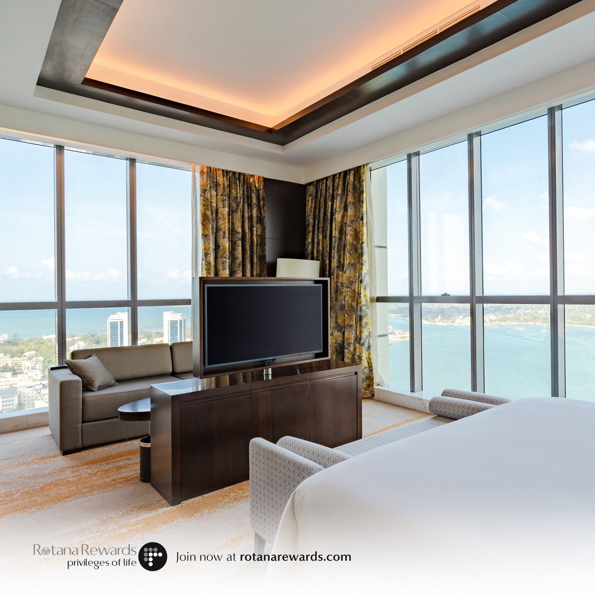 JohariRotana's tweet photo. Endless benefits await you when you join Rotana Rewards, earn & redeem instantly, enjoy exclusive discounts of up to 15% and more!
Join today on https://t.co/3xCgZ2iiKt
#joharirotana #rotanahotels #daresalaam #rotanarewards #tanzania๐น๐ฟ https://t.co/CUAjZxLJEt