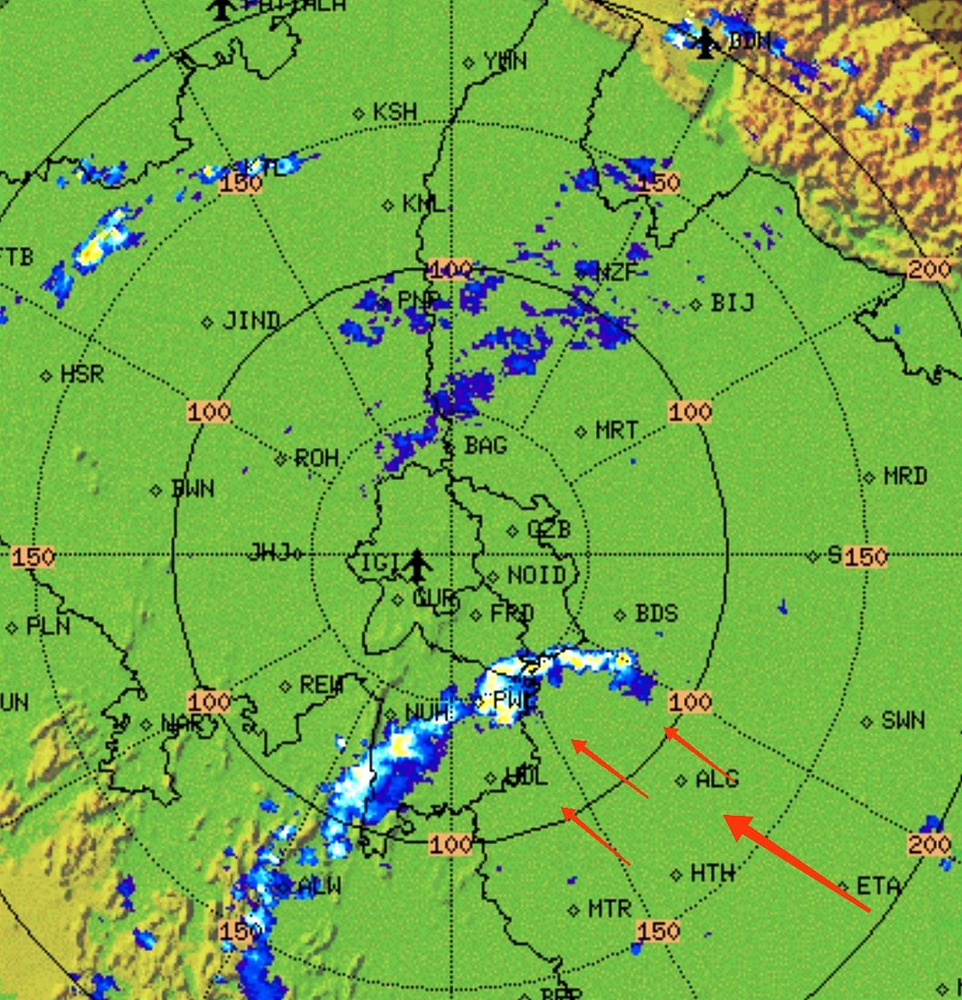 Nowcast- 1  ( 1:47 PM ) Thunderstorms Alert in Parts of Delhi NCR.

Moderate to intense ThunderShower expected in Faridabad, Gurgaon, and few places in Delhi during the next 1 hour. ⛈️

#CycloneBiparjoy #DelhiRains