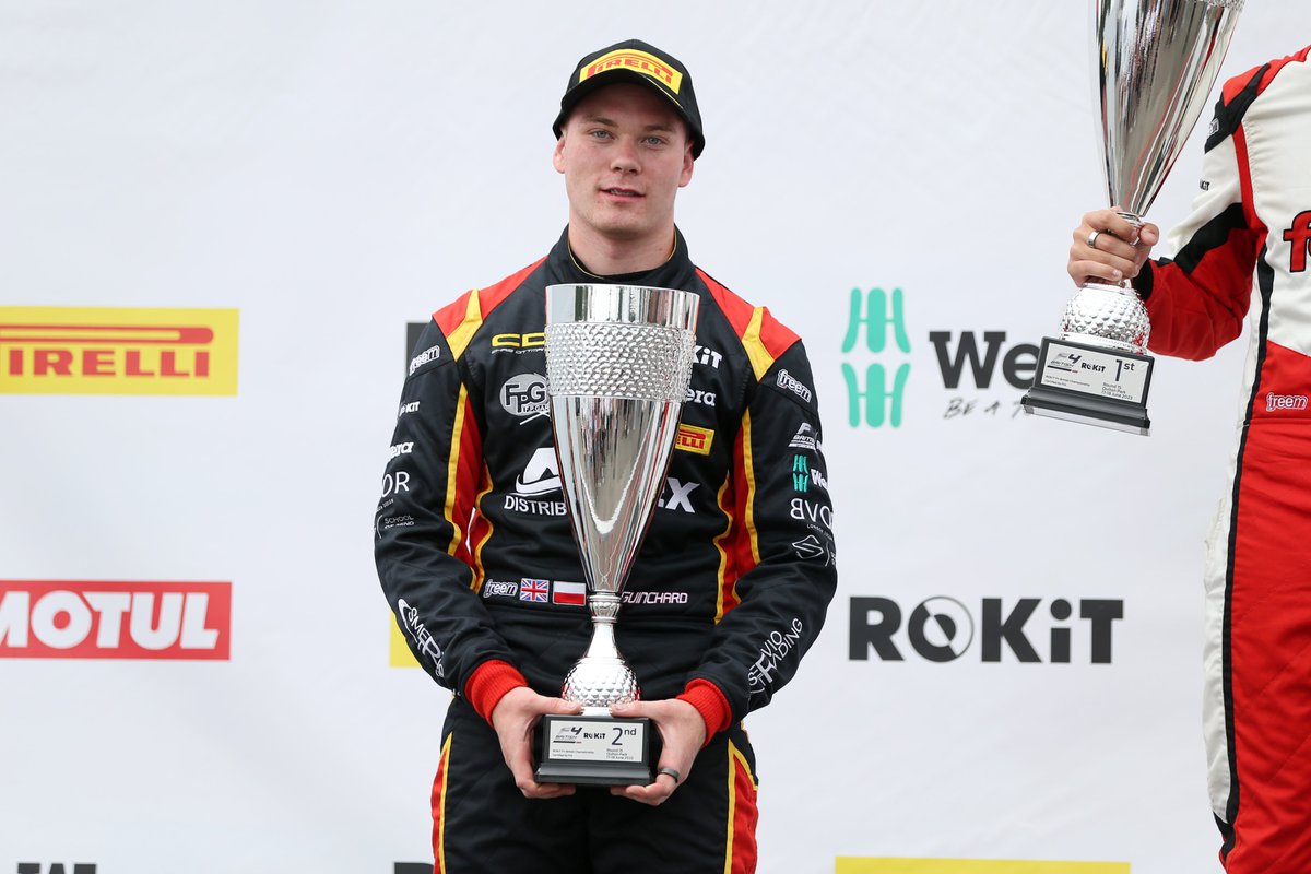 _Meaden's tweet image. Having worked for #BritishF4 for 4 seasons, perhaps it's fitting the 250th race ended in a 1-2 finish for our clients 🍾

Huge congrats to @FortecM/@mnhiggins on the landmark win, and to @GuinchardDaniel, who pushed him all the way 💪

#MeadenPR #Communications #SocialMedia