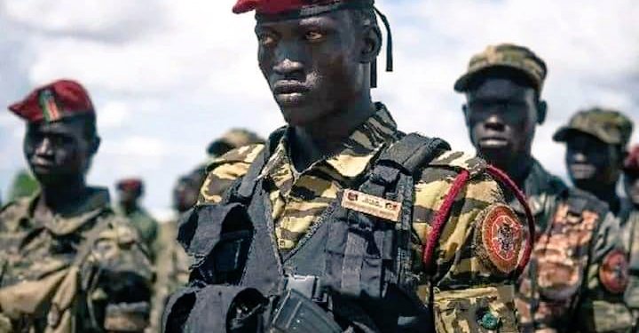 pacifiquekamal1's tweet photo. Deux #questions simples, que ceux qui sont #capables de répondre le fassent en toute objectivité svp :

1. La force mixte de l'#EAC présente en #RDC qu'est ce qu'elle est devenue ?
2. Les zones occupées par le M23 , #Bunagana et tout le #Rusthuru sont sous quelle souveraineté ? https://t.co/1JPIW1aIxw