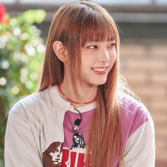haerinspic's tweet photo. sensitive topic: haerin smiling https://t.co/JR8qe4oPUV