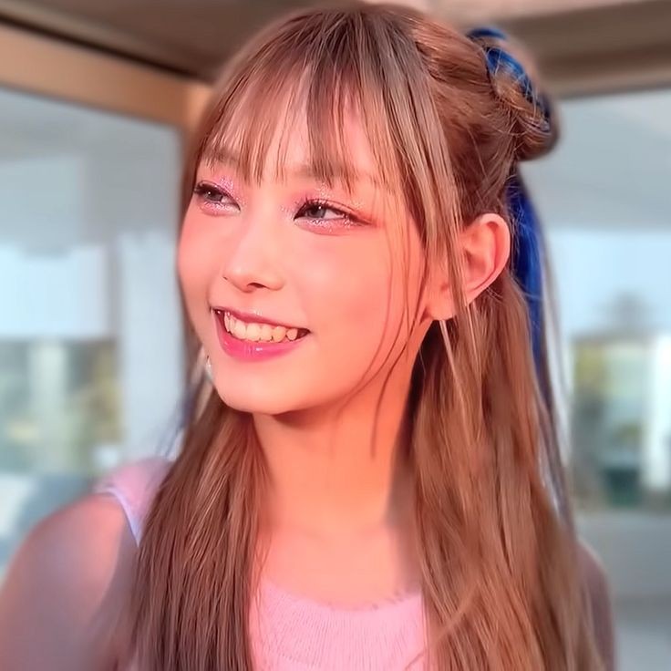 haerinspic's tweet photo. sensitive topic: haerin smiling https://t.co/JR8qe4oPUV