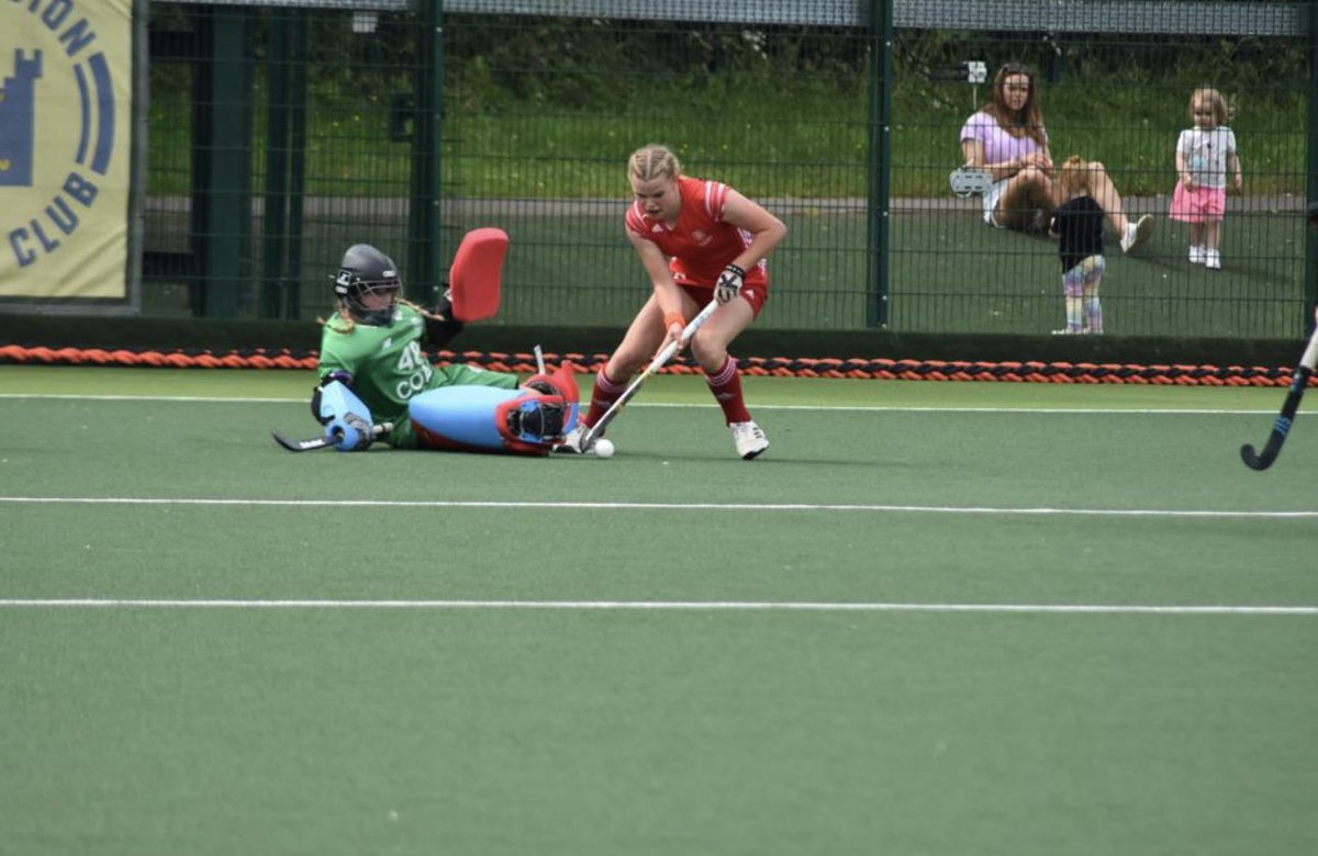 What a weekend for Biba playing for <a href="/EnglandHockey/">England Hockey</a>….

2 Games, 2 wins ✅
Top Scorer 🎯🎯🎯🎯
Player of the tournament 🏆

#betterneverstops