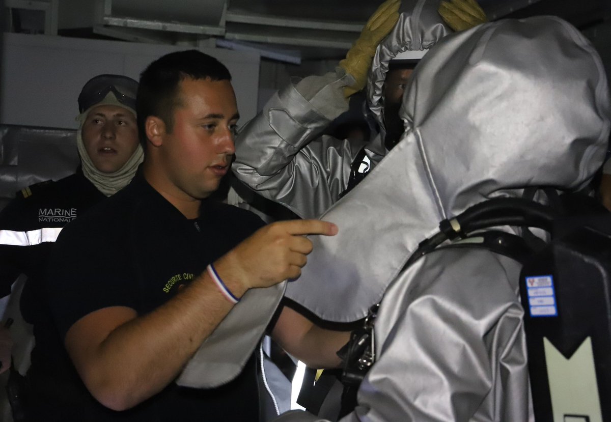 riisc_1's tweet image. 🧑‍🚒🤝⚓️ #Kodaly de l’#UIISC1 et #Vikings de la #FREMM sont partenaires depuis janvier. A bord, nos #militaires ont échangé sur leurs expériences opérationnelles, se sont entraînés lors d’un exercice de sécurité et effectué cette inoubliable navigation fluviale de Brest à Rouen.