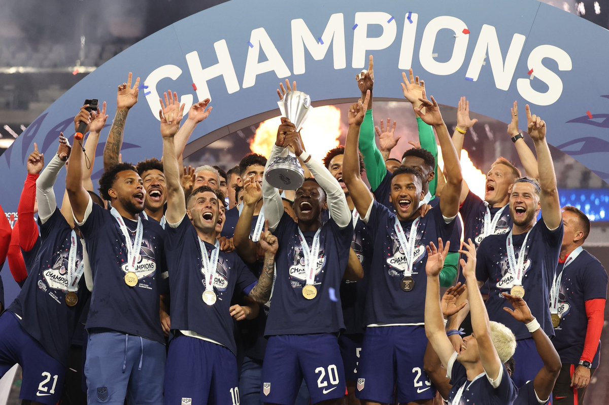 FT_Total's tweet photo. USA 🇺🇸 se ha proclamado CAMPEONA 🏆 de la CONCACAF Nations League después de ganar esta madrugada por 2-0 a Canadá (Balogun, Richards). #CONCACAFNationsleague #CONCACAFfinal #USMNT https://t.co/nKqhfrxtfw