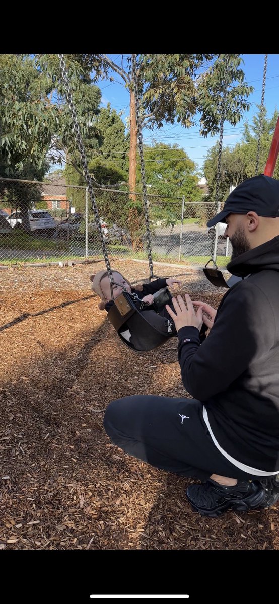 GAS747's tweet photo. My little Man On The Swings 🛝 https://t.co/mqyNmTjcHU