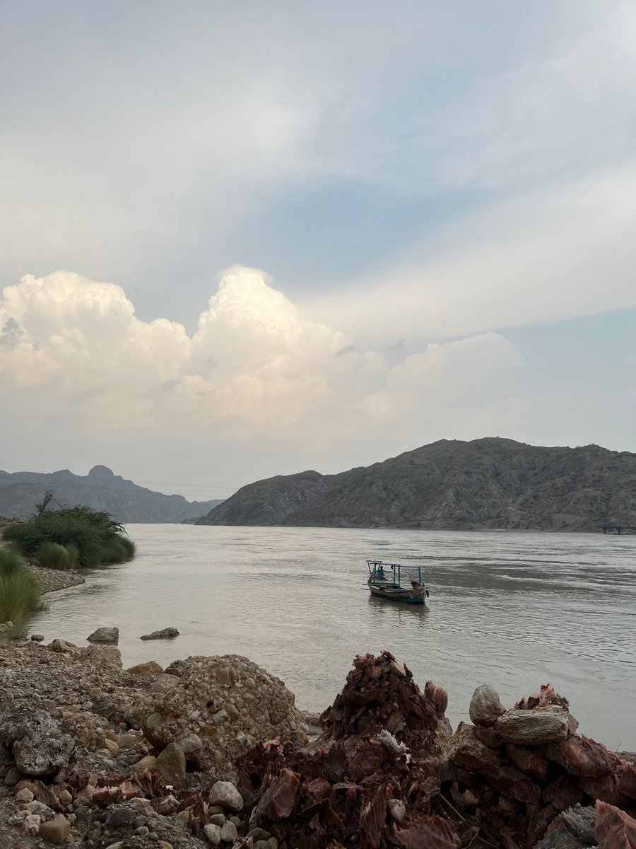 usamajaved_00's tweet photo. Yeh Haseen Waadiya,Yeh khula Aasmaa! ⛰️

Some beautiful clicks from yesterday .

📍Kalabagh (Mianwali) , Bhakkar https://t.co/6mmVOoeK71