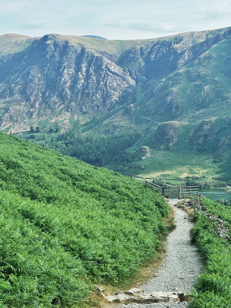 kharibiskut's tweet image. very excited about attending my first ever #epsa2023 @europsa! spending a few days hiking in the lake district before heading up north. 

if you’re going to be in glasgow, let’s catch up!