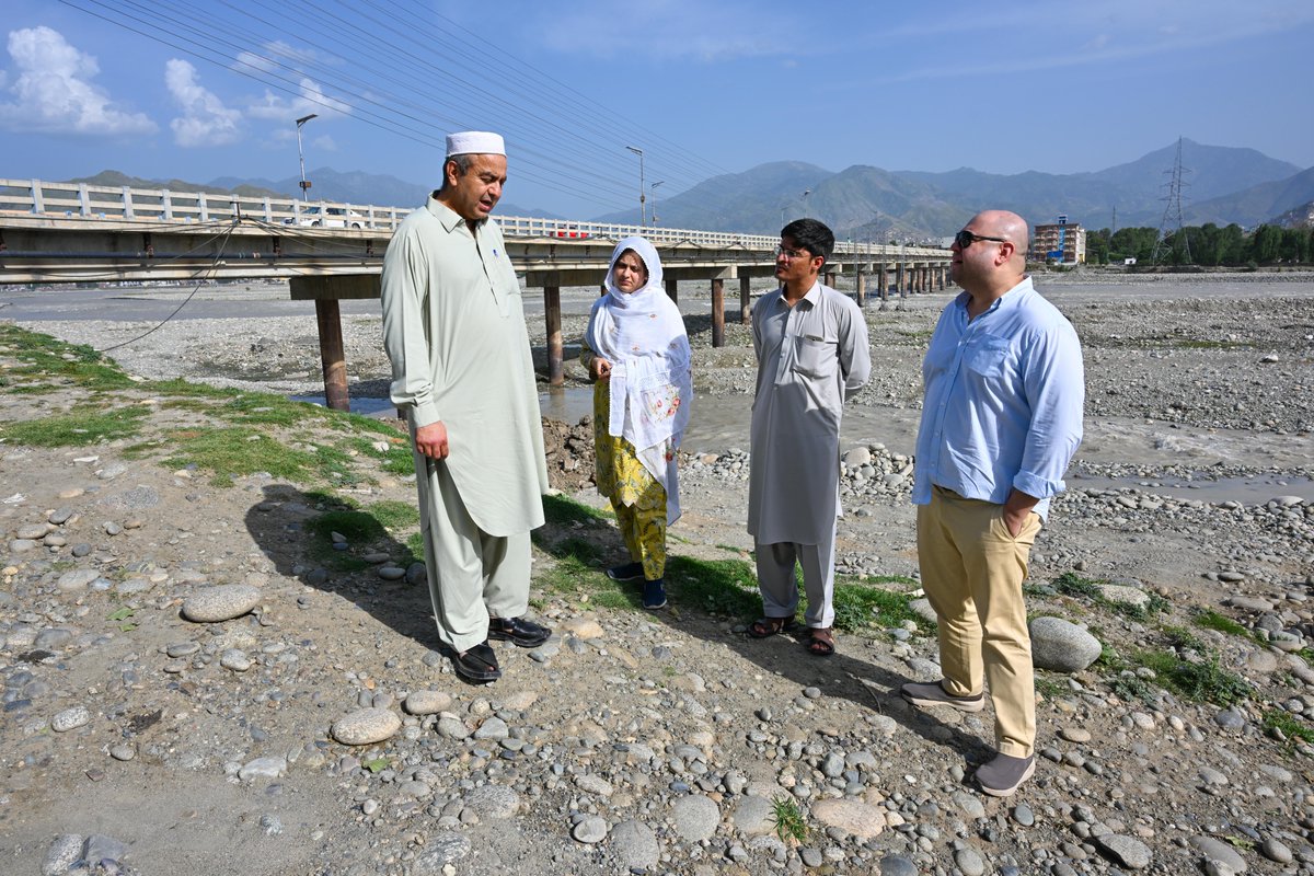 SEEDinPakistan's tweet image. 1/5 We are working with @GovernmentKP to develop #ClimateResilientInfrastructure designs after recent floods. Our field team conducted an assessment of critical infrastructure assets in KP, prioritizing those most at risk from future climate change events.
#InfrastructureRecovery