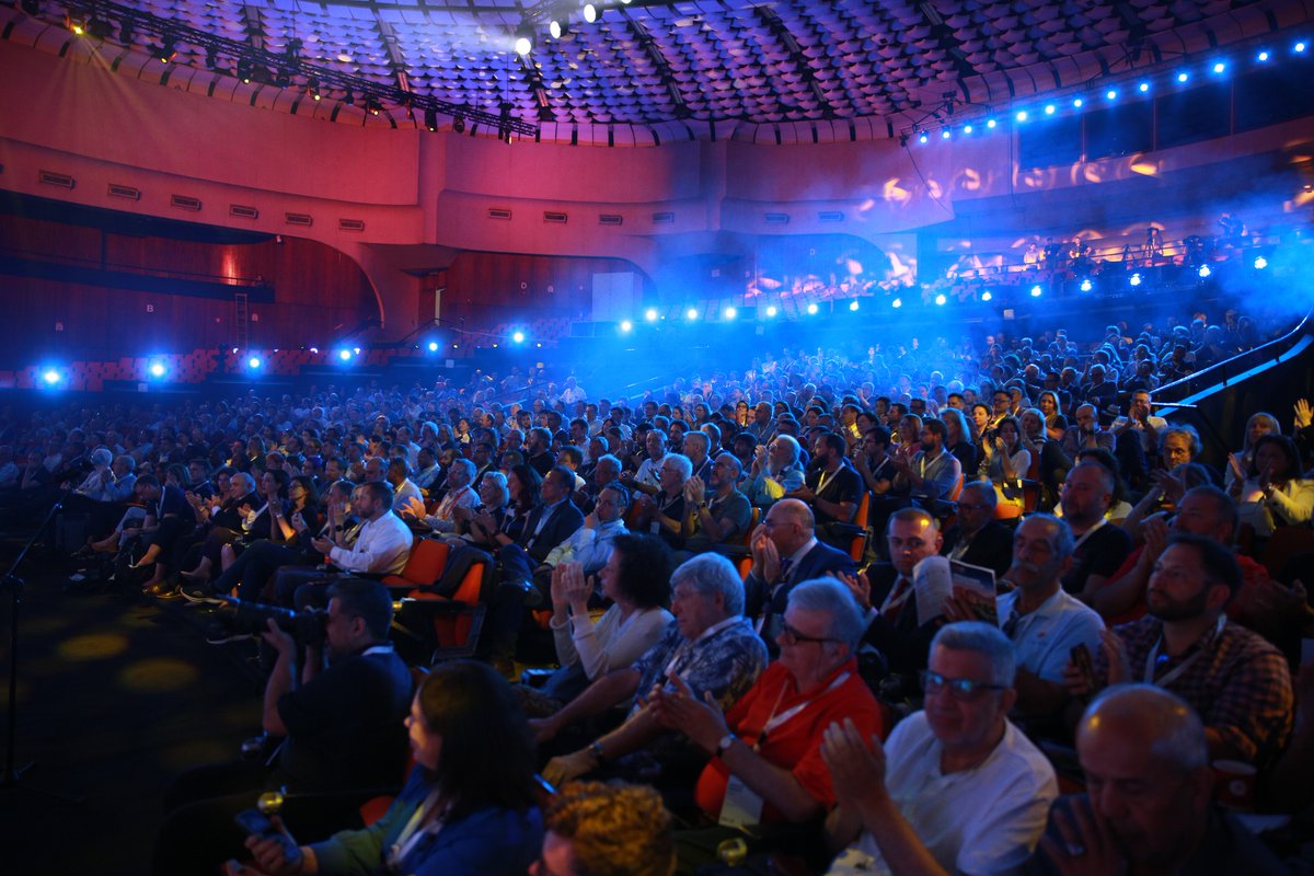 #GRNET participated in #TNC23🇦🇱 5-9/6, by #GÉANT &amp; #RASH.
👉P. Louridas: “🇬🇷 in the Cloud”
👉A. Kozadinos: “#RCIAM Federation Registry: gateway for managing services for research communities”
👉I. Papastamatiou: “#Quantum Internet Activities in 🇪🇺#NRENs”
bit.ly/3XcFQ84