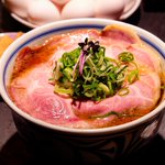 新宿No.1のラーメン屋!？ビストロシェフ考案の生姜醤油ラーメンが美味しそう!