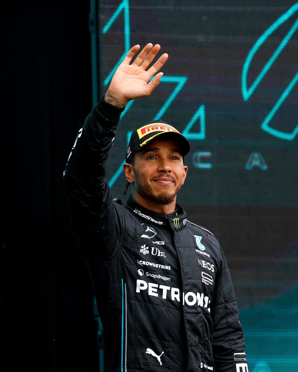 MercedesAMGF1's tweet photo. Morning, Team. How are we feeling after that one? 😁 https://t.co/qbR1MNs1bf