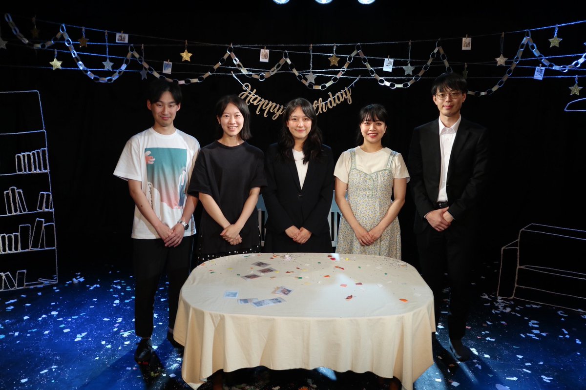 airiiiiin_dayo's tweet photo. 演劇計画プラネットナンバー
解散公演
『眠れない夜、ラーメン食べたい』

無事に終演いたしました。
本当に、本当にたくさんのことを学びました。
プラナンの劇団員になって、本気でやれる環境で、たくさんの素敵な方々と作品を作れたことを、とても誇りに思います。

本当にありがとうございました。 https://t.co/hPcFC9m6P2