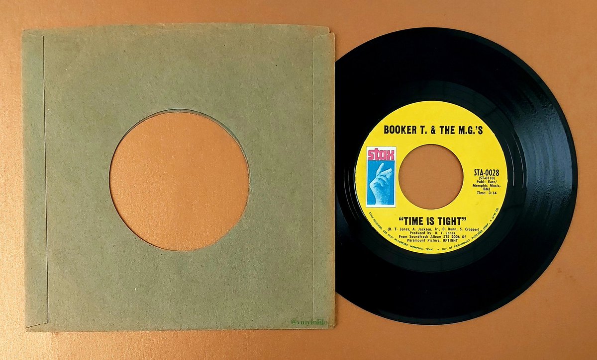 #BookerTAndTheMgs     🇺🇲
 '   T  i  m  e     I  s     T  i  g  h  t   '
(  7' Single  Orig. Cop.  USA.
              Edit.  1.9 6 9  )
   •   youtu.be/50xx1_CbJTI   •