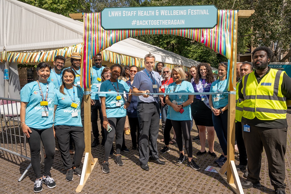 LNWH_wellbeing's tweet image. We are back with our Staff Health and Wellbeing Festival tomorrow at Ealing Hospital, between 10:30am-3:30pm 📍 

#PuttingYouFirst 

Come and join in on the fun and to find out more about the Wellbeing offer at the Trust!
weare.lnwh.nhs.uk/staff-health-a…