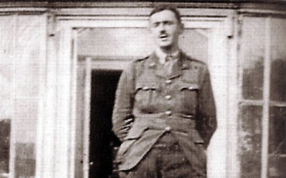 irelandbattles's tweet photo. #OnThisDay 1920 Colonel Gerald Smyth made a speech to the RIC in Listowel in which he said- "The more you shoot the better I will like you, no police will get into trouble for shooting any man". 14 RIC men quit. Smyth was shot dead by the IRA four weeks later. #Ireland #History https://t.co/pjb9bu6VHa