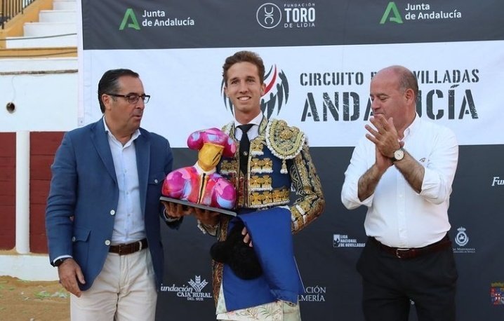 🏆💚🩶  Tal día como hoy, hace un año, <a href="/caleritotorero/">Calerito</a> se alzaba como campeón del <a href="/ctorosandalucia/">Circuito de Novilladas de Andalucía</a>.