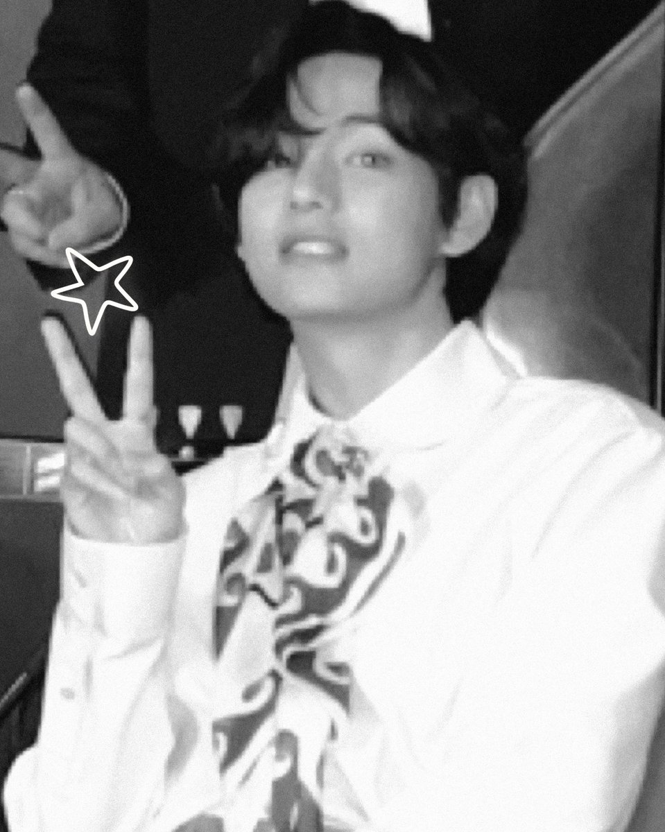 taekook๐ค tweet media