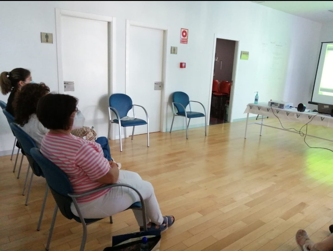ManuelaMunozFdz's tweet photo. 📢El  5/06/23 tuvimos 7ª sesión del  #GrupoSocioeducativo, de @gruseand, en el #CentroDeSaludDeAguilarDeLaFrontera, del @HospInfantaMarg, coordinado por
#TrabajoSocialSanitario, vía 
@ManuelaMunozFdz 😍😉❤️ #MetasyObjetivos 
@saludand @EASPsalud  @VidaSaludAnd  @catrabajosocial https://t.co/fo8pU4yUd0