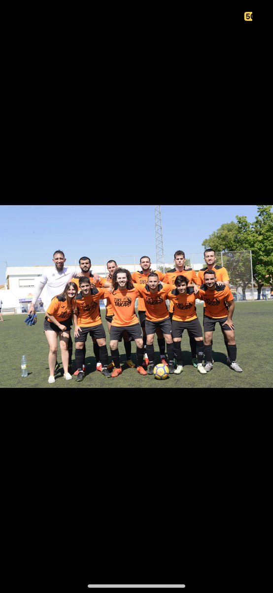 kikoarques's tweet photo. No lo sabéis pero, una vez más, fuisteis mi salvavidas. 

Para hablaros de mis héroes necesitaría 7 vidas más… 

Gracias por todo y perdón por tan poco. ✨🖤 https://t.co/31OvuTMGxP