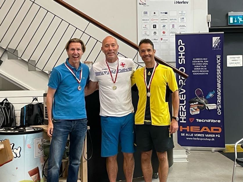 EuropeanSquash's tweet photo. 🇩🇰 DANISH MASTERS 2023 🇩🇰

📣Results 👉🏼 https://t.co/a6i5ykgz2r

#EuroSquash #MasterSquash #SeniorSquash https://t.co/wZbn3sRUR6
