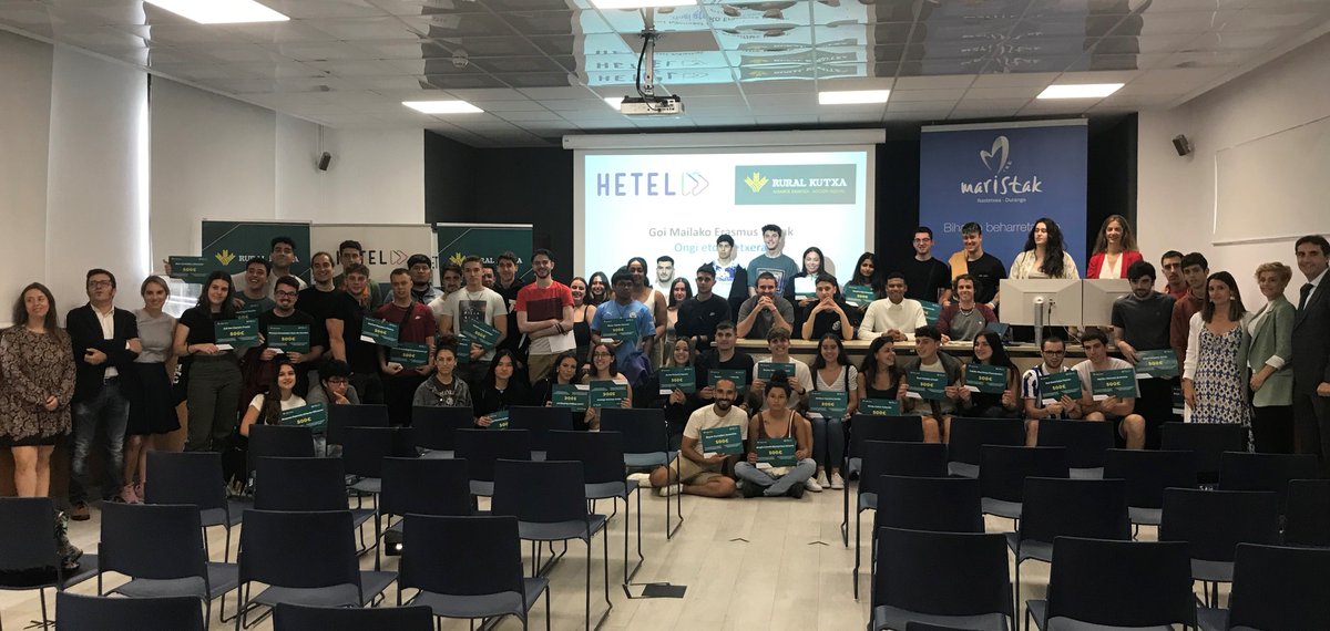 HETELFP's tweet photo. Goizean @ruralkutxa eta HETELen arteko lankidetza hitzarmena sinatu da. Aldi berean #goimaila -ko #LanbideHeziketa -ko #erasmusplus #bekadun guztien topaketa egin da #MaristakDurango -n eta finantzizio gehigarria jasotzeko aukera izan dute. Abantean!
https://t.co/lD5NEwjJPj https://t.co/0PB8a5GWzG