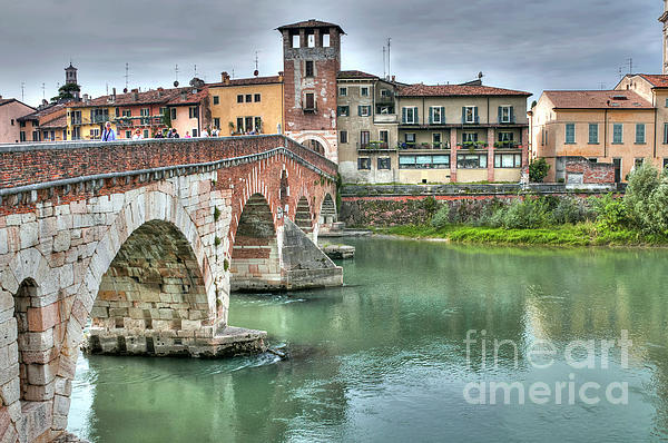 Signorini_P1955's tweet image. New artwork for sale! - "Ponte Pietra Stone Bridge Verona - Italy" - fineartamerica.com/featured/ponte… @fineartamerica