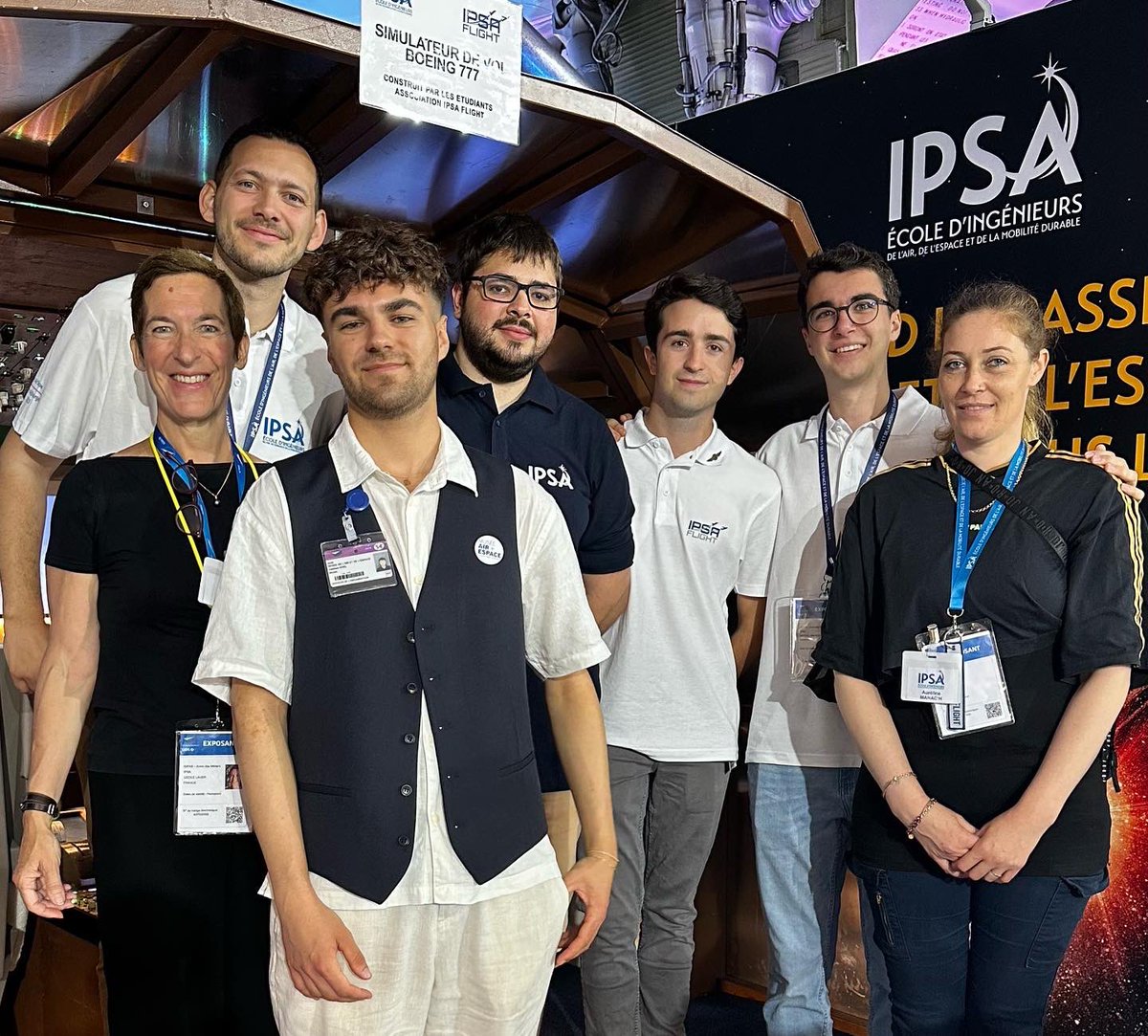 IPSA's tweet photo. Premières photos du #parisairshow. Découvrez les formations IPSA et rencontrez les étudiants et les équipes des relations Entreprises.
L'IPSA vous attend au Hall Concorde.

#parisairshow2023 #PAS2023 #siae2023 #salondubourget #laerorecrute #salondubourget2023 https://t.co/4DUhodmk7x