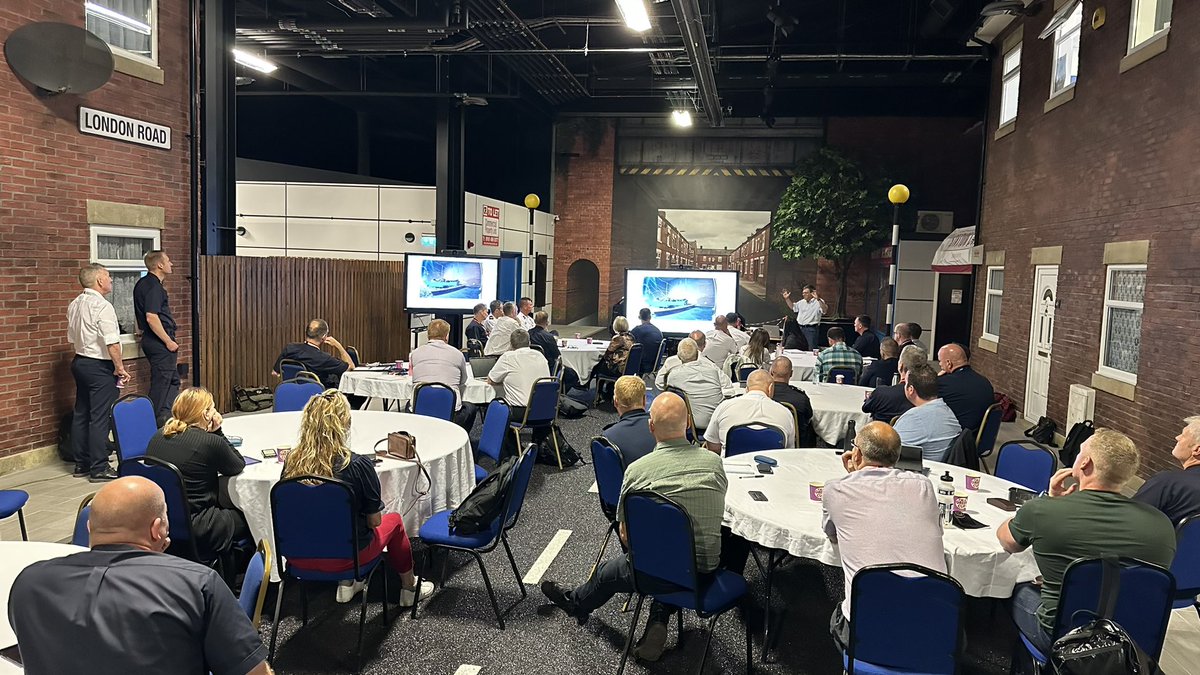 Our #EVSummit is underway @manchesterfire. FRS and partners coming together, and coming to realise the challenges ahead with lithium-ion batteries in vehicles and energy storage systems.