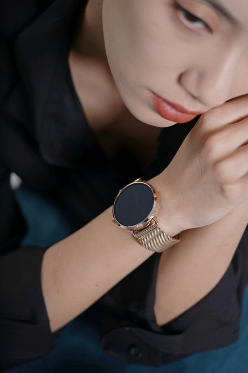 001smartwatch's tweet photo. DTS, an exquisite smartwatch especially designed for women, has arrived with an HD AMOLED screen, exceeding users' expectations as an affordable smartwatch.
Email: info@dtno1.com
Website: https://t.co/G5dqA3Aym0
#DTNO1 #DTNO1smartwatch #Wearpro #newarrival #dts #womenssmartwatch https://t.co/FxVPJsGl8D