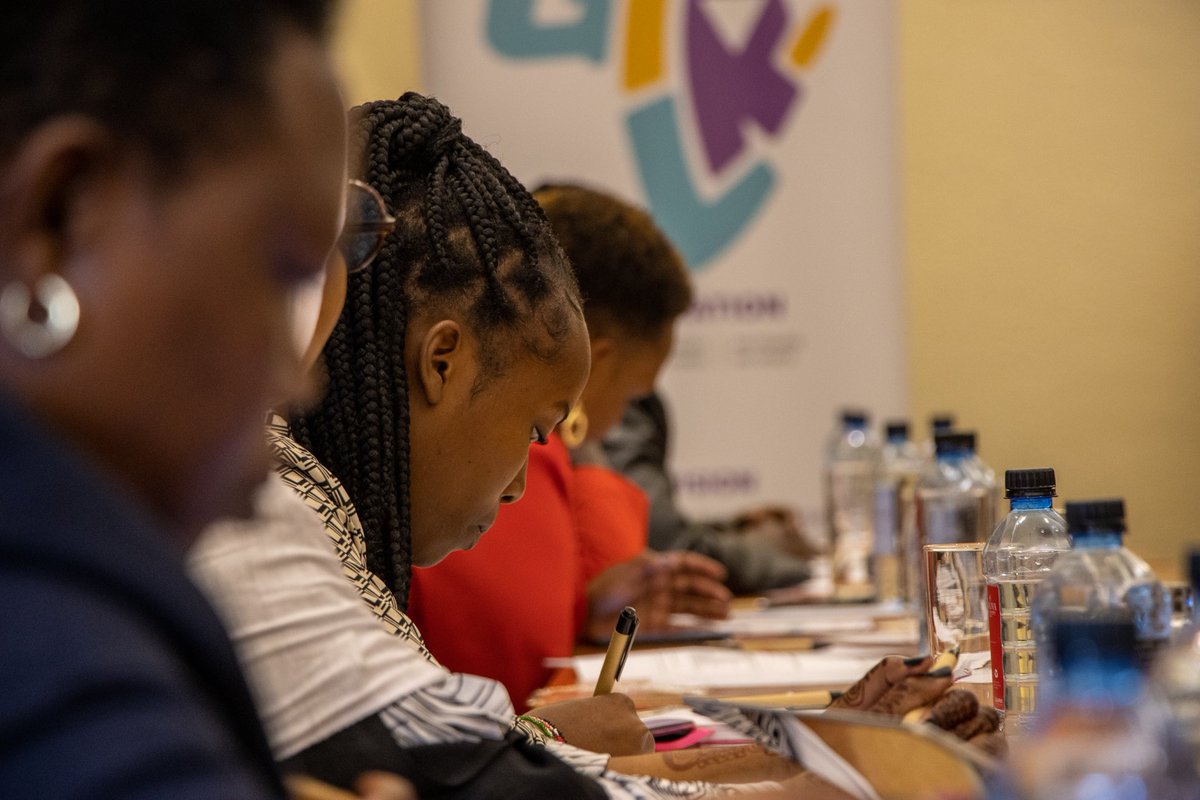 On Int Day for the Elimination of Sexual Violence in Conflict, we remain committed to ending all GBV and will continue to support:

-our 🇰🇪 partners like @ReinventKenya & @TheGirlGen
-training in ending GBV through the @BPST_A
-survivors’ voices.
#ForSurvivorsWithSurvivors
#PSVI