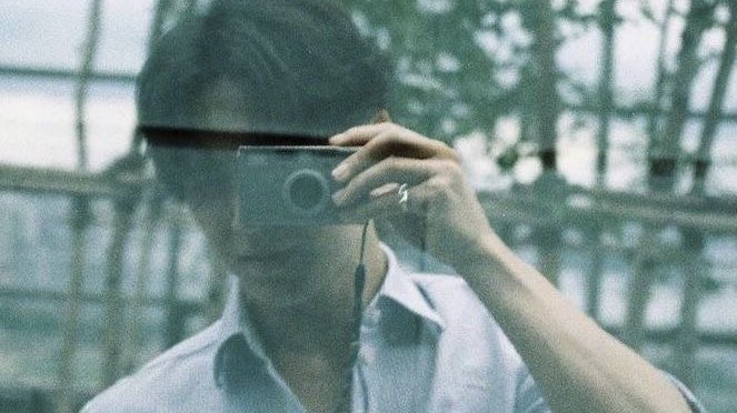 kmgarchivee's tweet photo. mingyu with camera 🖤 https://t.co/8UUFBPGK1e