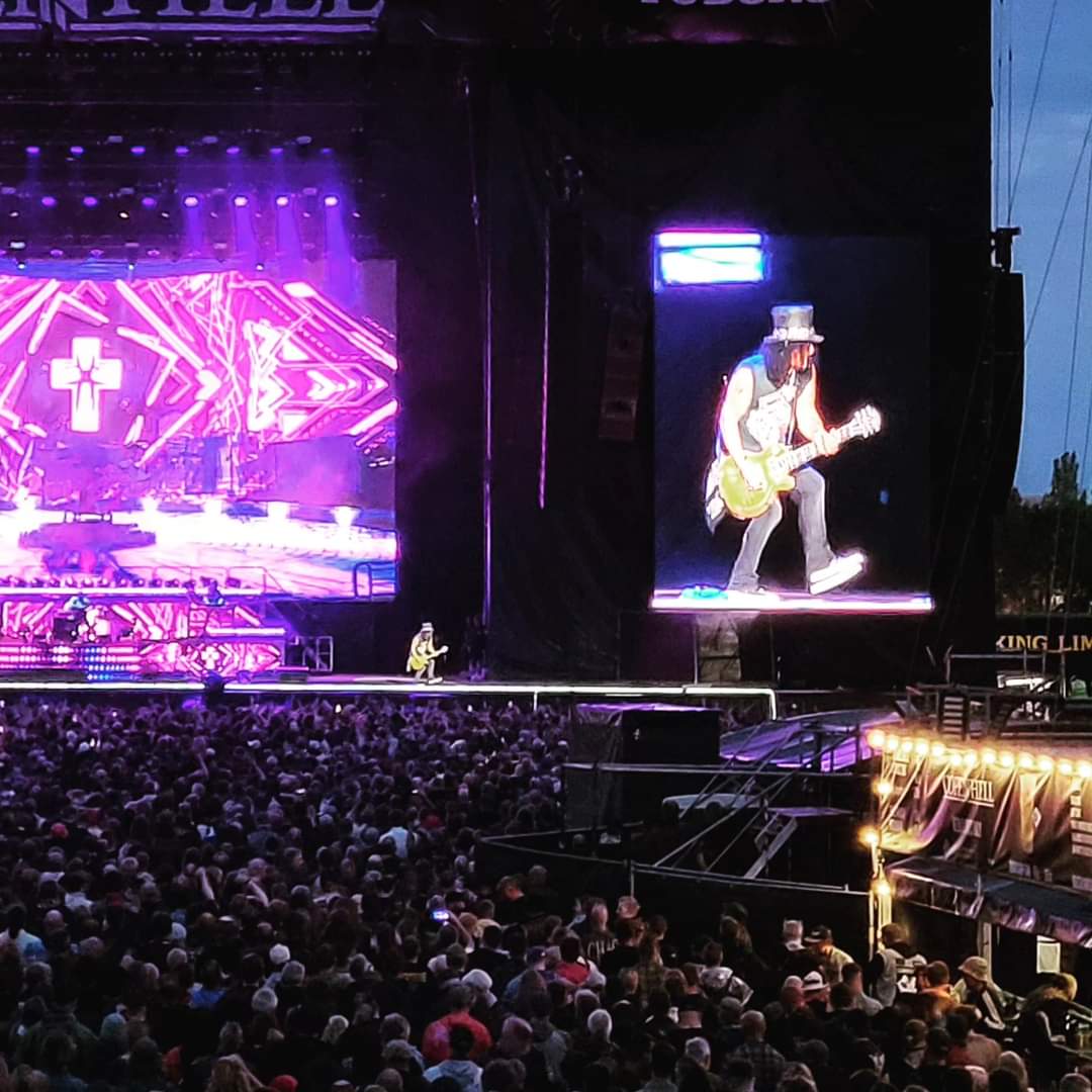 Það var ekki ég sem öskraði og dansaði alla tónleikana, það var 10 ára innri ég sem féll fyrir Appetite... við fyrstu hlustun ❤️