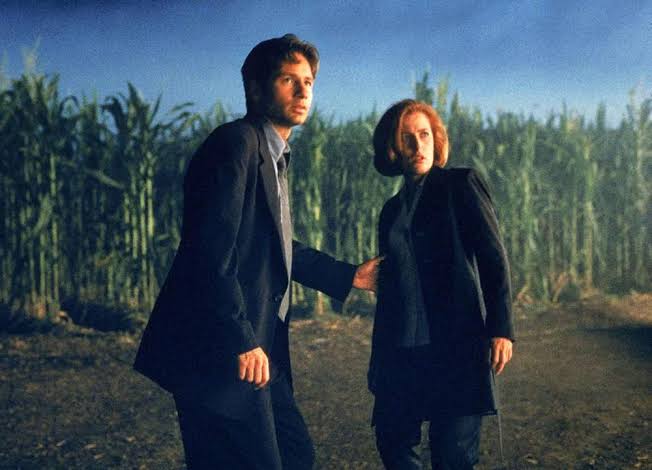 Happy Fight the Future Day! 🛸 #25Years #TheXFiles