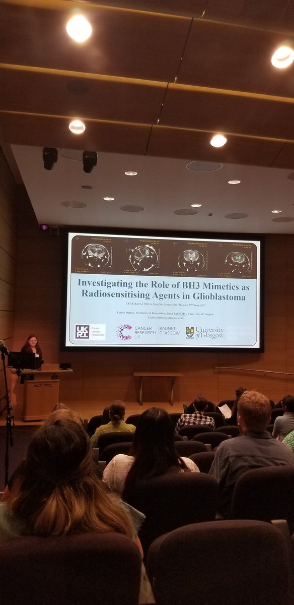 A fantastic talk by <a href="/ScientistLouise/">Louise</a> this morning at the <a href="/RadNetCRUKCoL/">CRUK RadNet City of London</a> PhD/Post-Doc Symposium on the radiosensitising effects of BH3-mimetics in glioblastoma! 🧠☢
