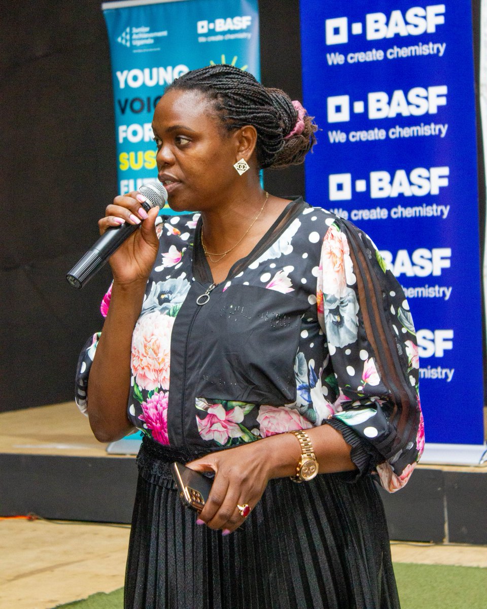 100 students  are gathered today to learn more about the impact of climate change on the environment and their communities. They are the #YoungVoicesForSustainableFuture,who will contribute to a just transition!
#wecreatechemistry #justtransition #climateadaptation #SDGs