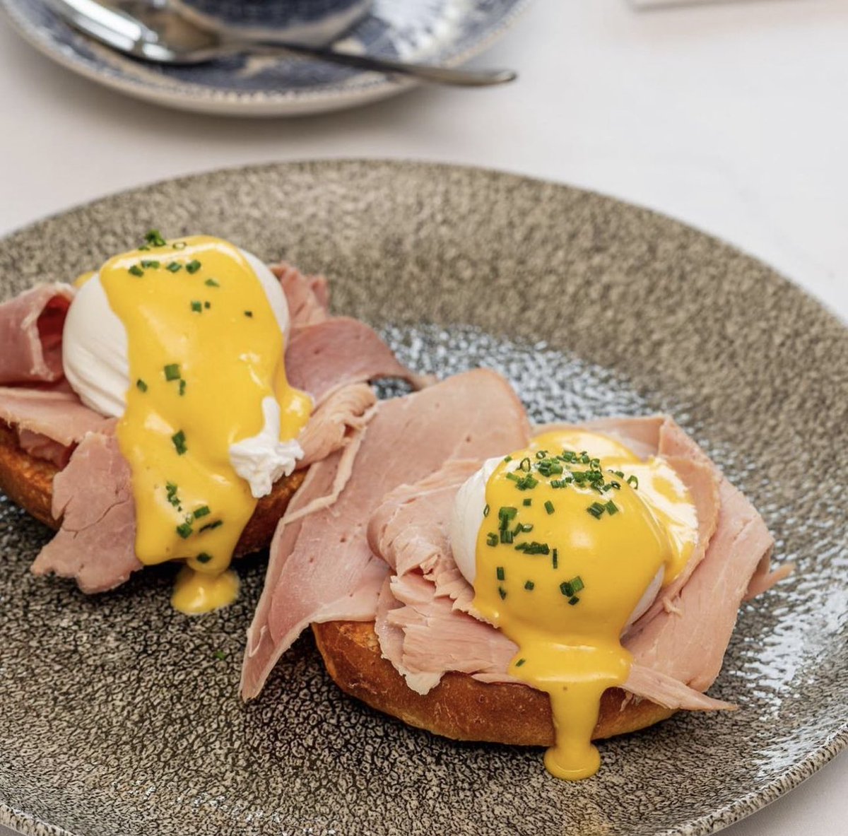Georges_Worsley's tweet photo. Breakfast at George’s goes beyond the humble fry up 🤩

What’s your go to way, to start the day? 

#GeorgesWorsley #worsley #breakfast #salford #manchester #eatmcr https://t.co/nnUi8Hopde