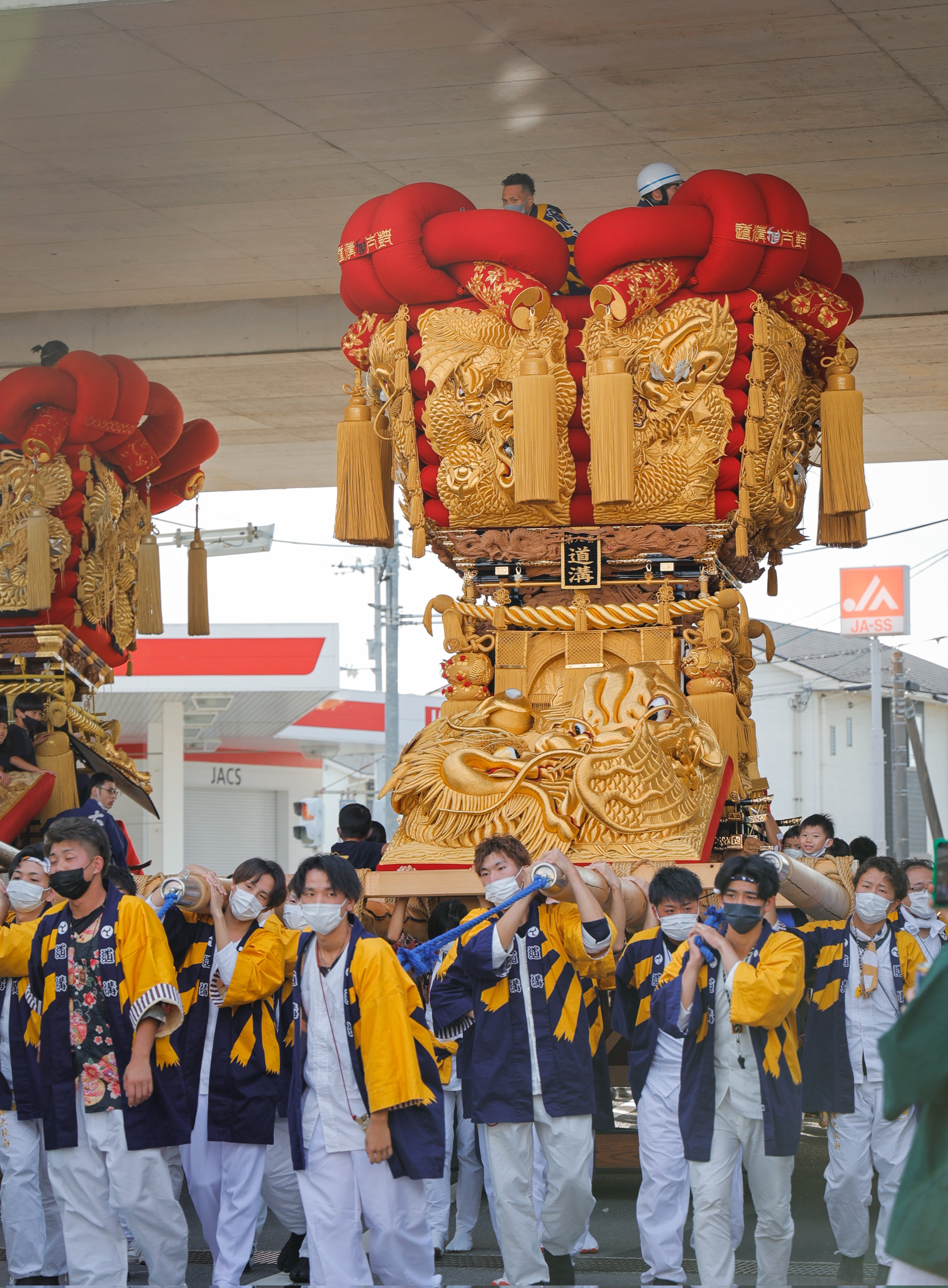 お太鼓柄) 糸が交わっている 金糸 | elcentronews.net
