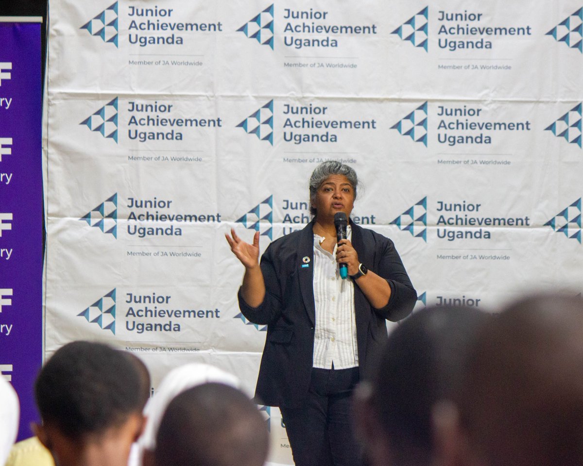 JA_Uganda's tweet photo. Managing Director @BASF Ms Shollay Ramlaul, "We have a challenge to save africa ! Youth must be creative,  open, responsible and entrepreneurial" #YoungVoicesForSustainableFuture #BelongAtBASF
#teambasf https://t.co/iJNYSlhsMe
