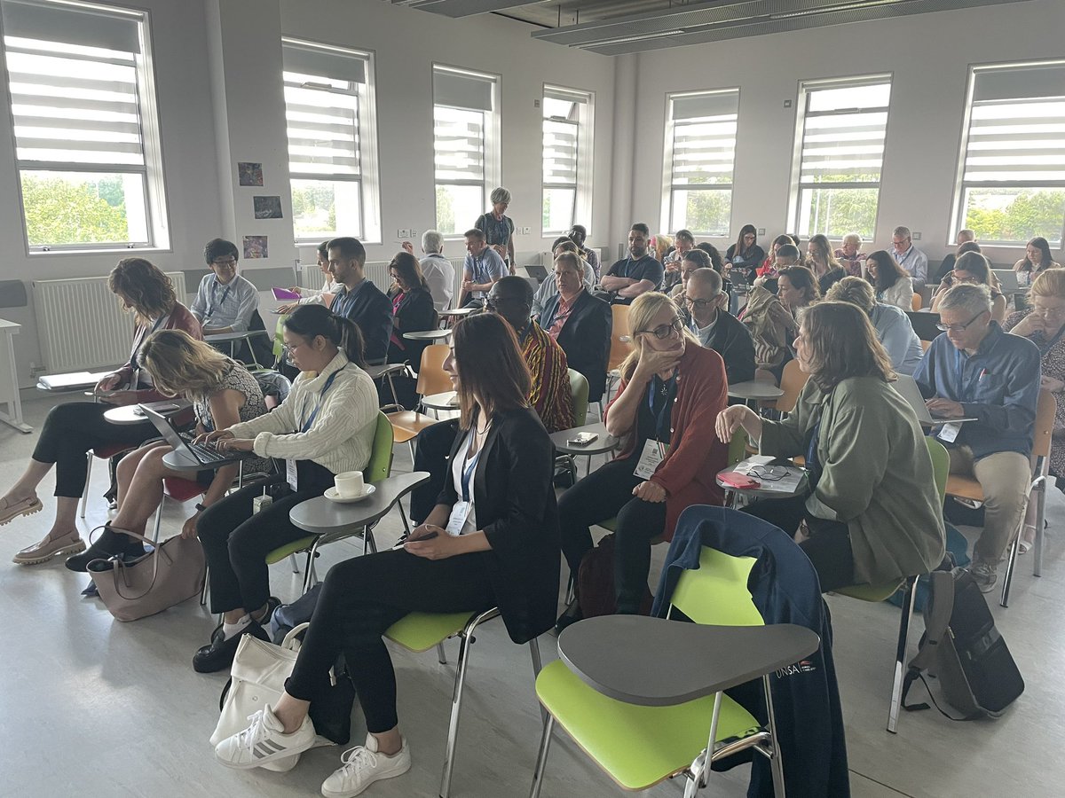 John Bai presents results of our AI project with focus groups to develop meaningful AIEd scenarios @NIDL_DCU #eden2023. And the room is packed… <a href="/_COER_/">COER</a>