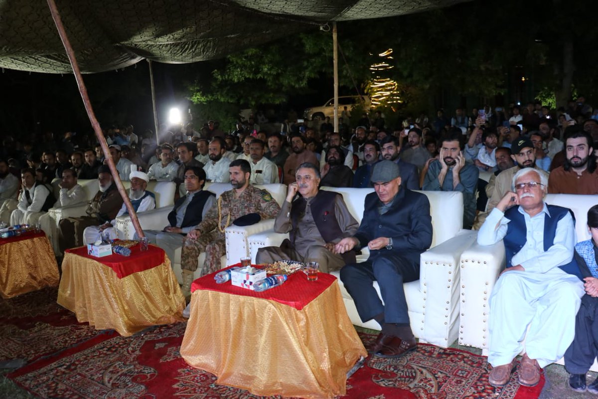 baloupdates's tweet image. Exciting moments at the cultural show in Ziarat! Governor #Balochistan, Malik Abdul Wali Khan Kakar, emphasized the power of such events in fostering unity and harmony among the people. #Ziarat #CulturalShow @Gov_Balochistan @hamzashafqaat @DGPRZiarat