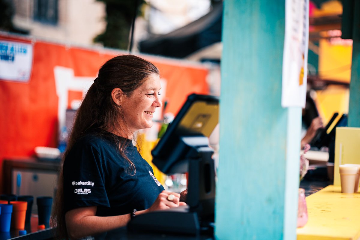 𝗞𝗼𝗺 𝘀𝗮𝗺𝗲𝗻 𝘄𝗲𝗿𝗸𝗲𝗻 𝗮𝗮𝗻 𝗵𝗲𝘁 𝗦𝘁𝗮𝗱𝘀𝗳𝗲𝘀𝘁𝗶𝘃𝗮𝗹

Ook dit jaar zijn wij weer op zoek naar enthousiaste mensen voor diverse functies. 

Geïnteresseerd? Ga naar de link in bio en meld je direct aan!

📸 Christein van Hoffen