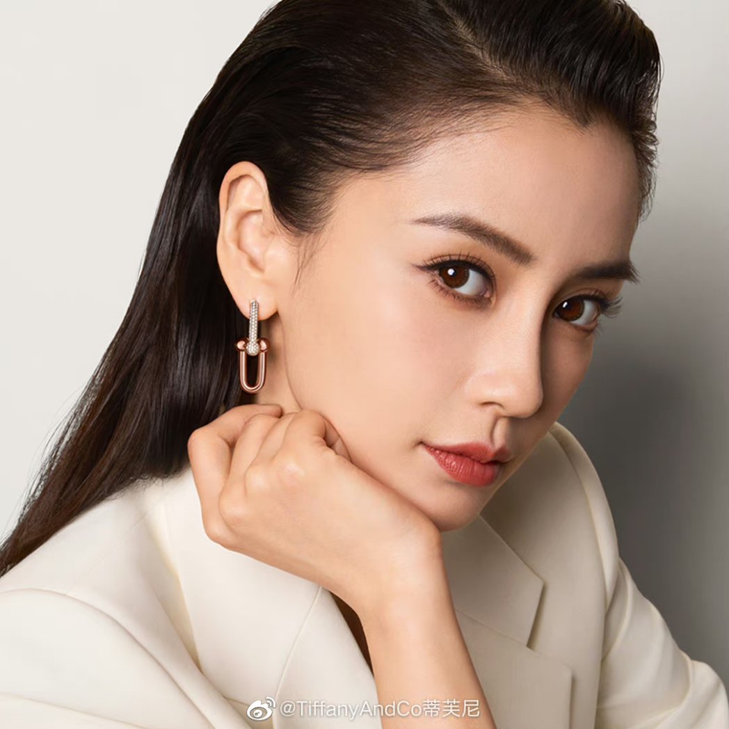 yangyingpics's tweet photo. #Angelababy for Tiffany &amp; Co.

#YangYing #杨颖 https://t.co/tlhcAoOWbl