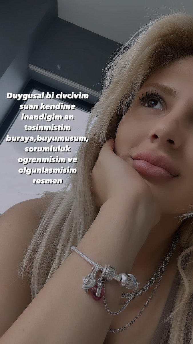 Her zamankinden daha güçlü ve kendine daha çok inanarak yeni bir sayfa açıyorsun, yeni ev yeni başlangıçlar sana şans ve çok başarılar getirsin güzelim💛
<a href="/aybukeim/">aybüke</a>~#AybükeÇangal