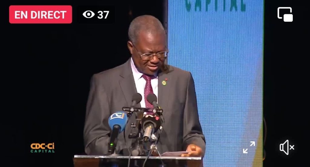 Prom_Ivoire's tweet photo. Le  @PCCET225 s'inscrit dans le la #Vision2030 du @AOuattara_PRCI. Il est mis en œuvre sur la période Octobre 2021 - Avril 2027, en vue d'apporter un financement à tous les secteurs prioritaires de l'économie ivoirienne. 

Arthur Coulibaly (Coordonnateur du PCCET)

#CDCCIcapital #PCCETCI