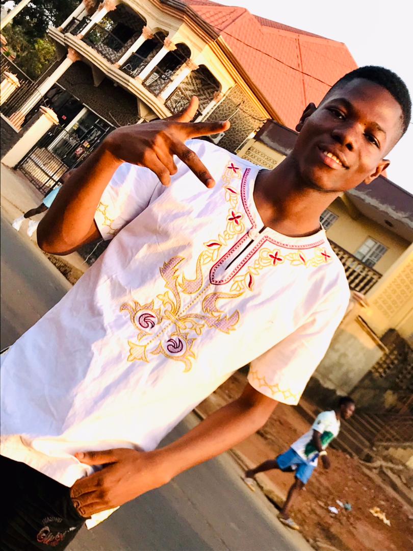 MohamedPhoday's tweet photo. Life goes on
#lookfar
#SaloneTwitter https://t.co/Vp4IU6V0ES