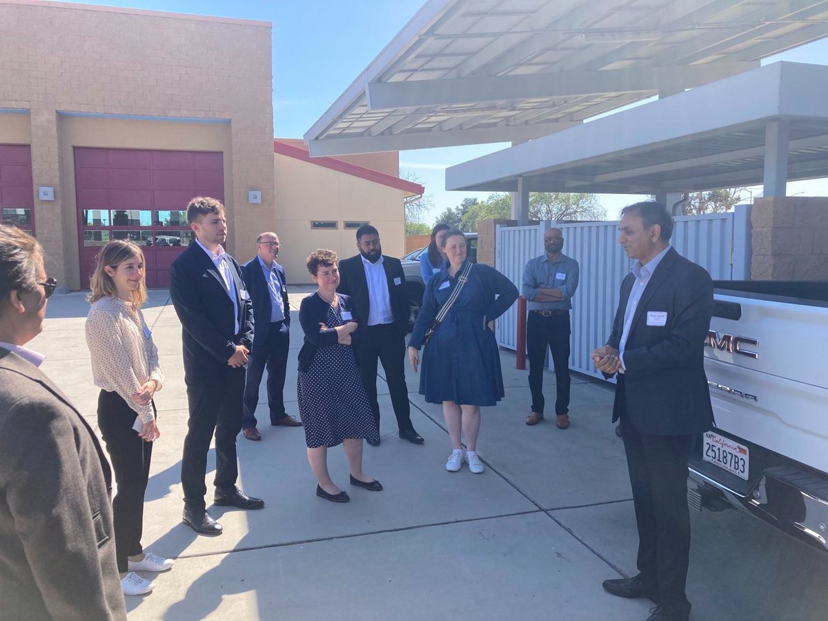 The @innovateuk #V2XGEM #ExpertMission team met with #CPUC and #VGIC to discuss how forward-thinking initiatives will promote V2X in California & the UK. They also visited @GridScapeSol who are innovating and developing #microgridtechnology. @FCDOGovUK @UKin_SF @UKinLA @UKSINet