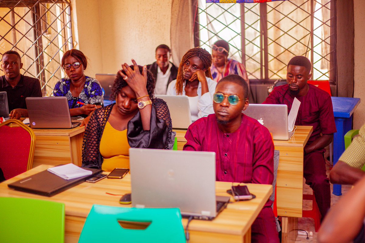 code_plateau's tweet photo. Want to secure your future in an increasingly digital world? 

Start learning digital skills now and be ready for the fourth industrial revolution! 💻🚀 

#CodePlateau https://t.co/aRJE14kL34