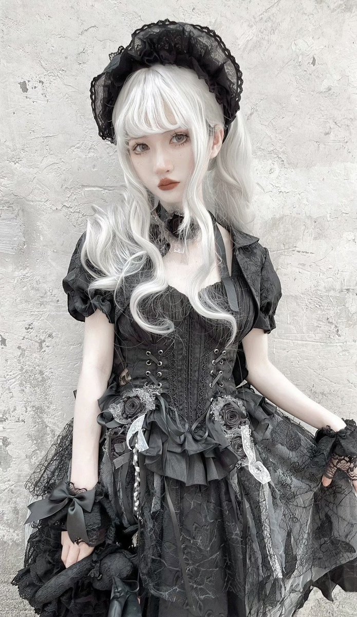 Miumimiko's tweet photo. 🖤 https://t.co/PXrCvoDpjE